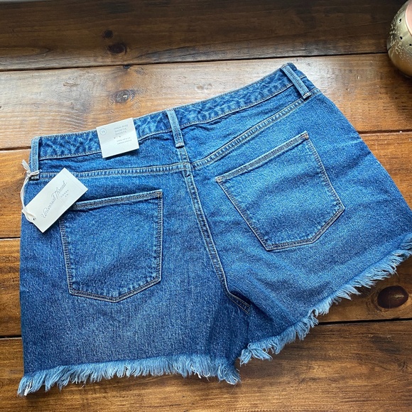 NWT Universal Thread High-rise jean shorts - Picture 9 of 9